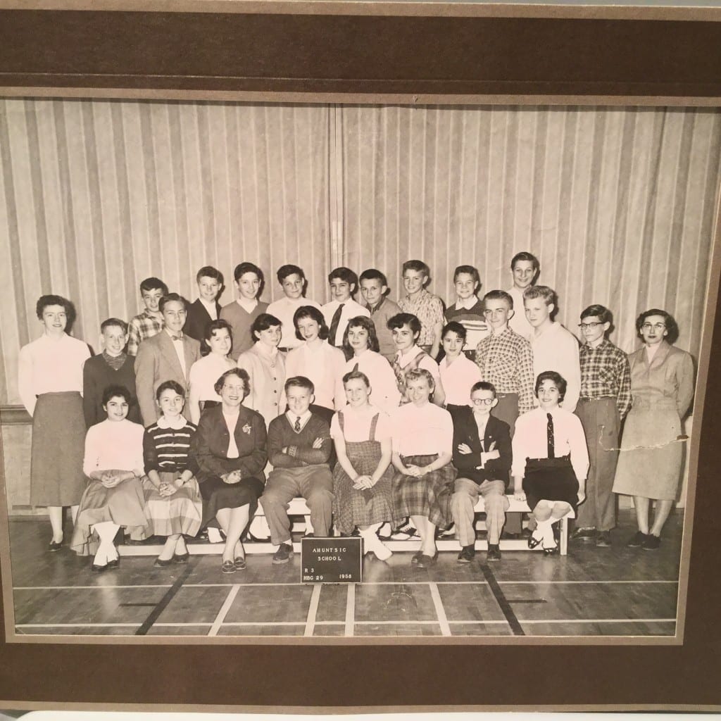 Grade 7 Elementary class at Ahuntsic Elementary School, 1958. Photo source: Noreen McMillan